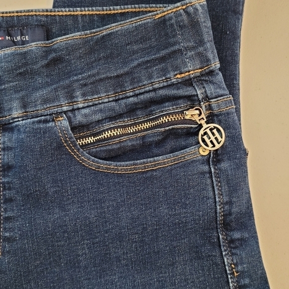 Tommy Hilfiger Gramercy Pull-On Skinny Jeans - Size 8 - Picture 5 of 14